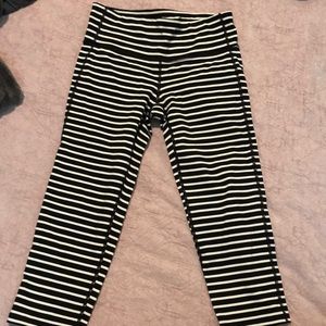 Athelta capri stripe leggings